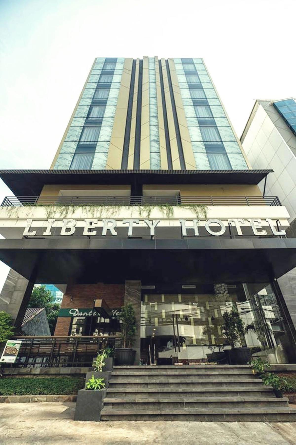 Liberty Hotel Thamrin Jakarta Exterior photo